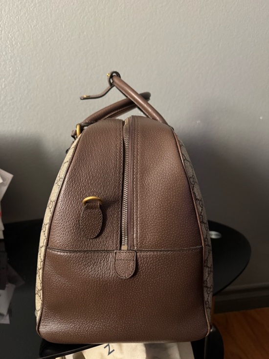 Gucci Beige GG Supreme Canvas Duffel with Green and Red Stripe - Picture 4 of 5